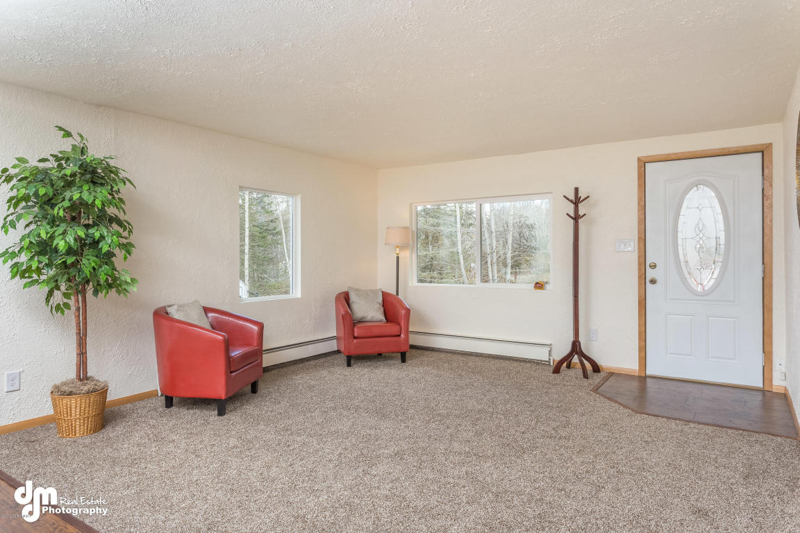 22221 Anthem Pl, Chugiak, AK 99567 photo 2