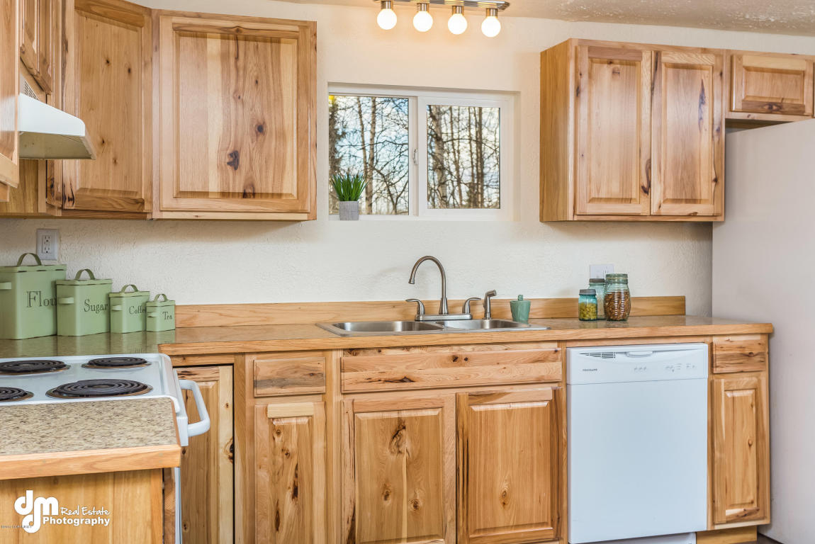 22221 Anthem Pl, Chugiak, AK 99567 photo 4