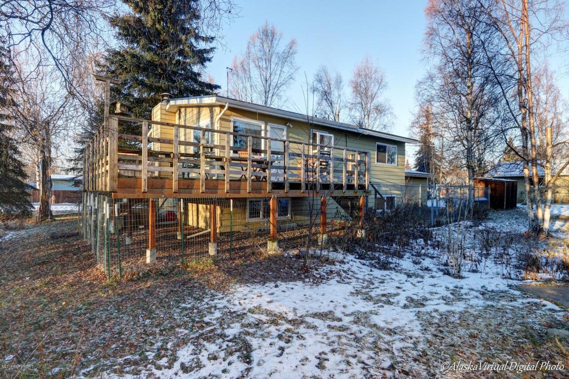 3553 Robin St, Anchorage, AK 99504 photo 2
