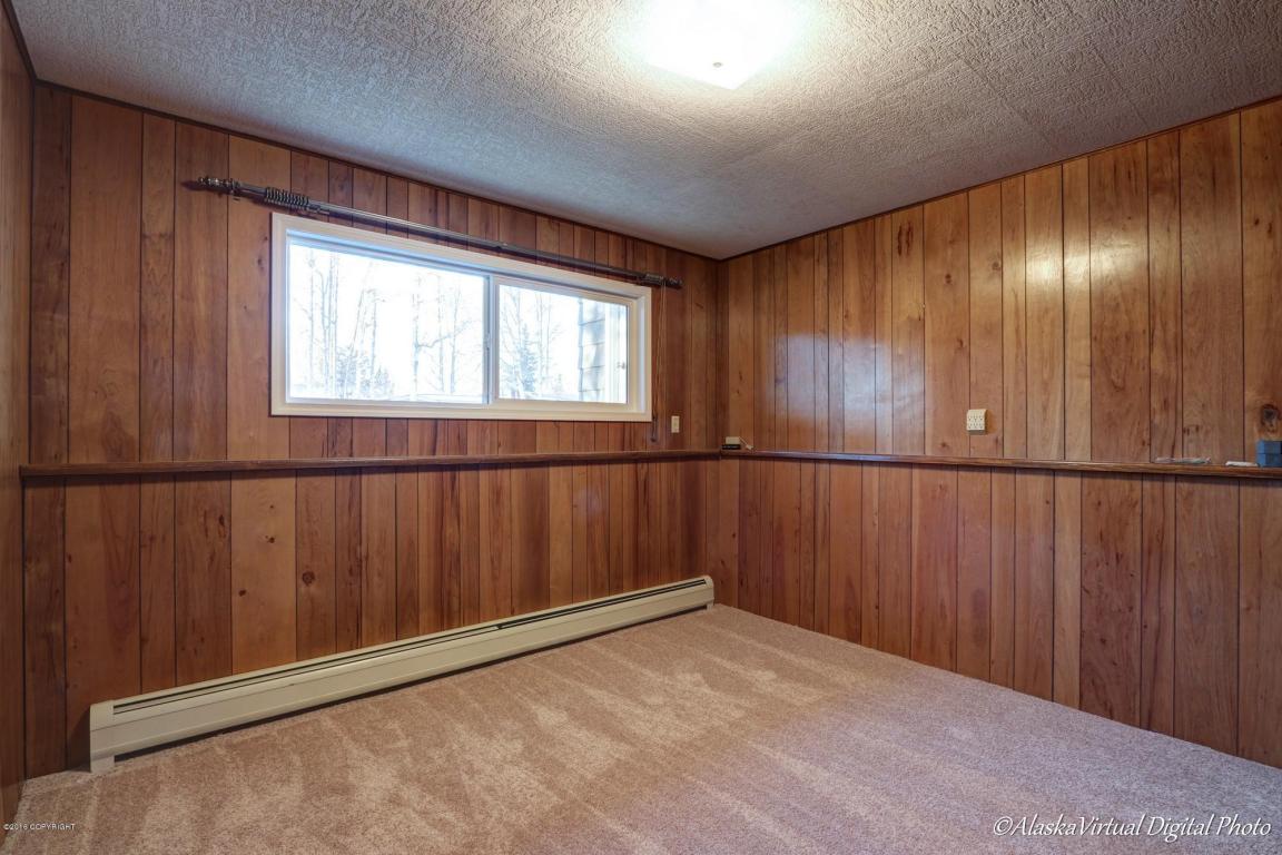 3553 Robin St, Anchorage, AK 99504 photo 22