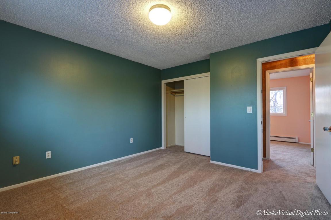 3553 Robin St, Anchorage, AK 99504 photo 16