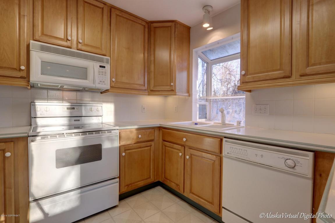 3553 Robin St, Anchorage, AK 99504 photo 13