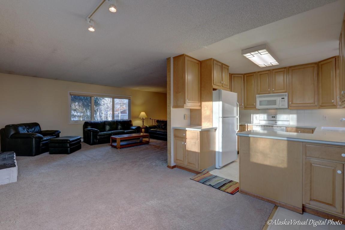 3553 Robin St, Anchorage, AK 99504 photo 10