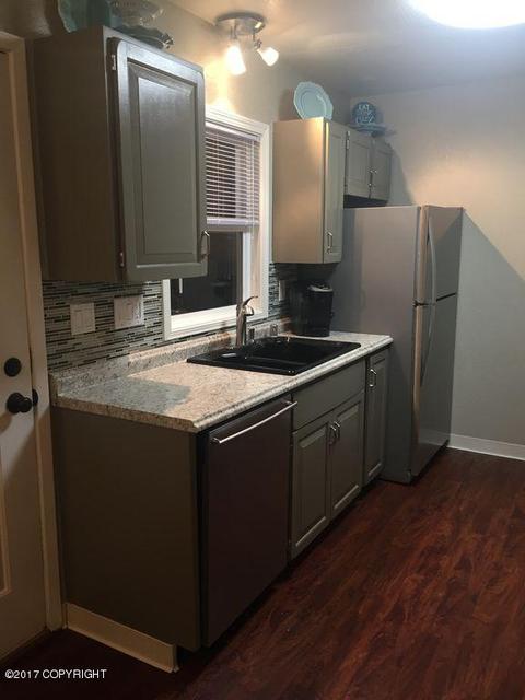 935 Lancaster Dr, Anchorage, AK 99503 photo 5
