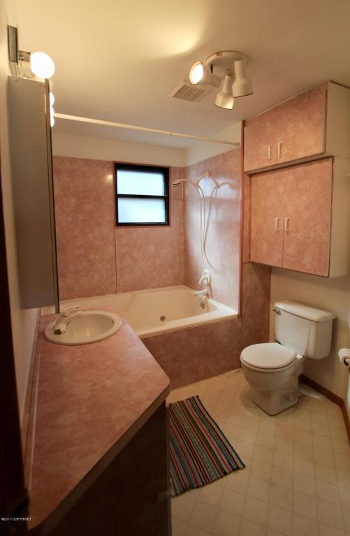 732 W 20th Ave, Anchorage, AK 99503 photo 16