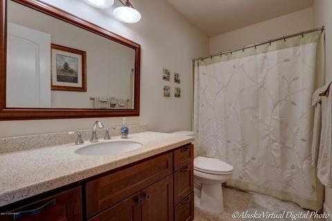 1108 E St # 5, Anchorage, AK 99501 photo 18
