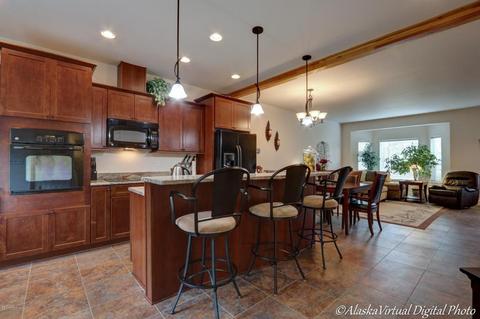 1108 E St # 5, Anchorage, AK 99501 photo 1