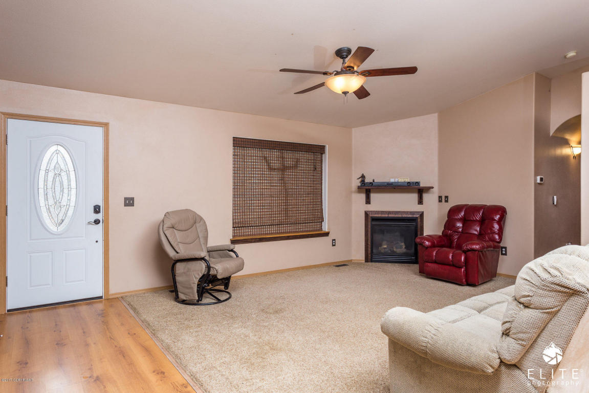 5941 W Raspberry Loop, Wasilla, AK 99654 photo 7