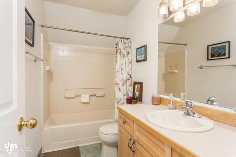 8180 Berry Patch Dr, Anchorage, AK 99502 photo 33