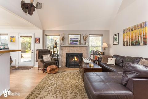 8180 Berry Patch Dr, Anchorage, AK 99502 photo 7