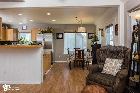 8180 Berry Patch Dr, Anchorage, AK 99502 photo 17
