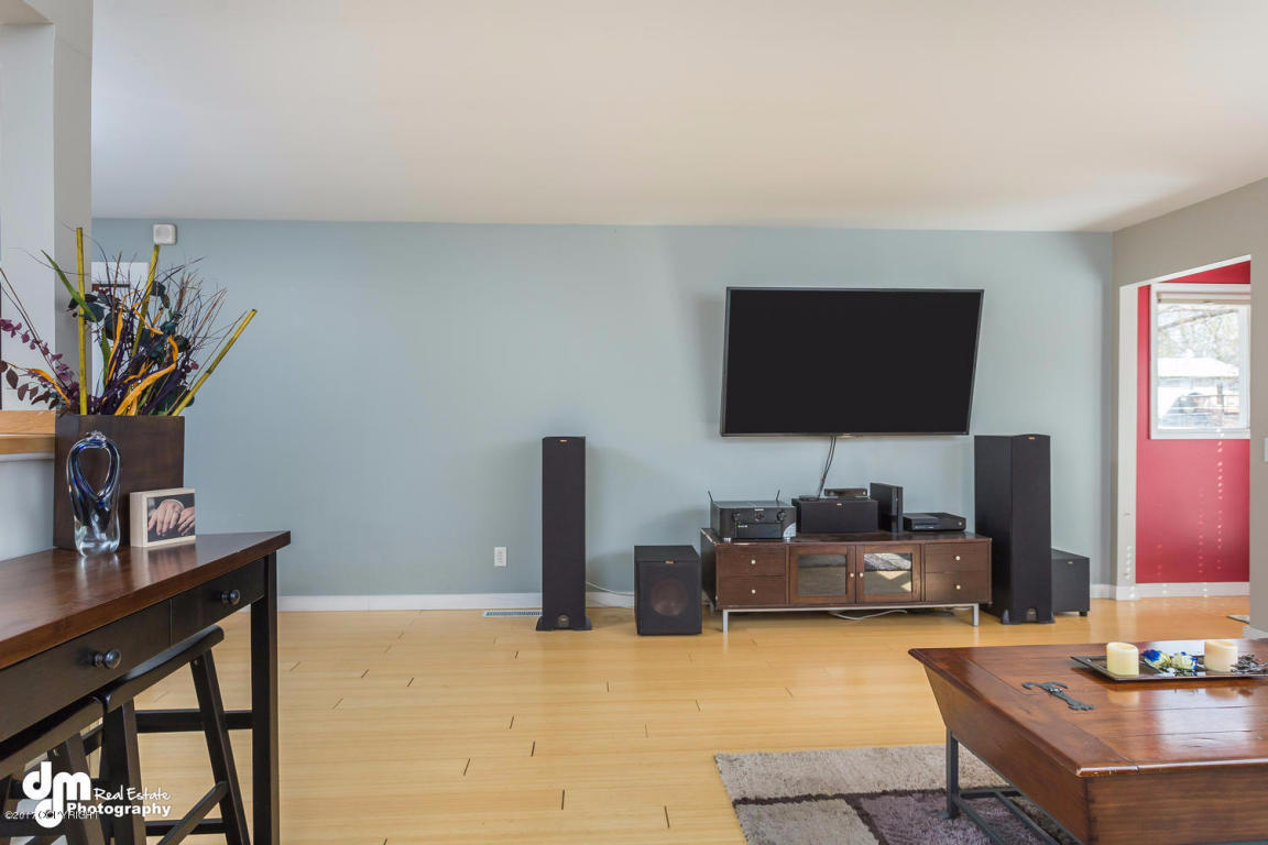 2941 Bennett Ave, Anchorage, AK 99517 photo 4
