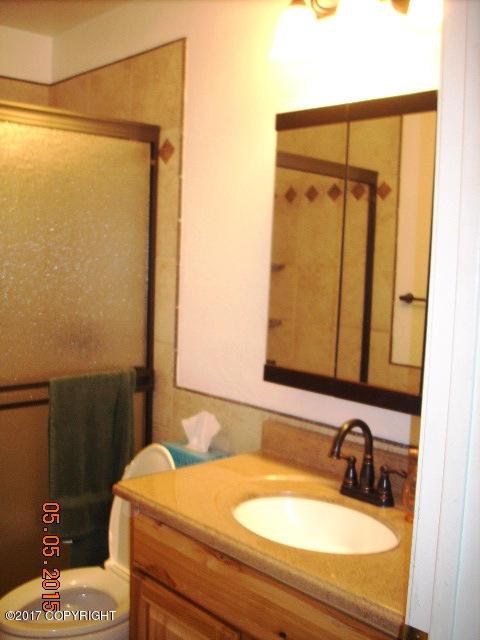 1060 N Leatherleaf Loop, Wasilla, AK 99654 photo 9