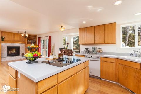 10961 Kaskanak Dr, Eagle River, AK 99577 photo 16