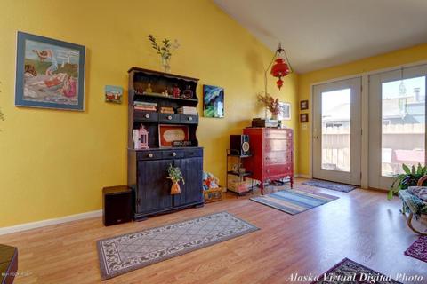 2150 Dawnlight Ct, Anchorage, AK 99501 photo 5
