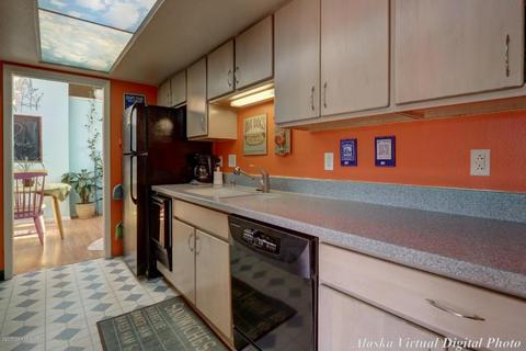 2150 Dawnlight Ct, Anchorage, AK 99501 photo 12