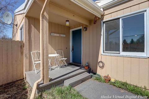 2150 Dawnlight Ct, Anchorage, AK 99501 photo 3
