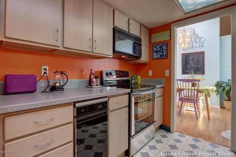 2150 Dawnlight Ct, Anchorage, AK 99501 photo 10