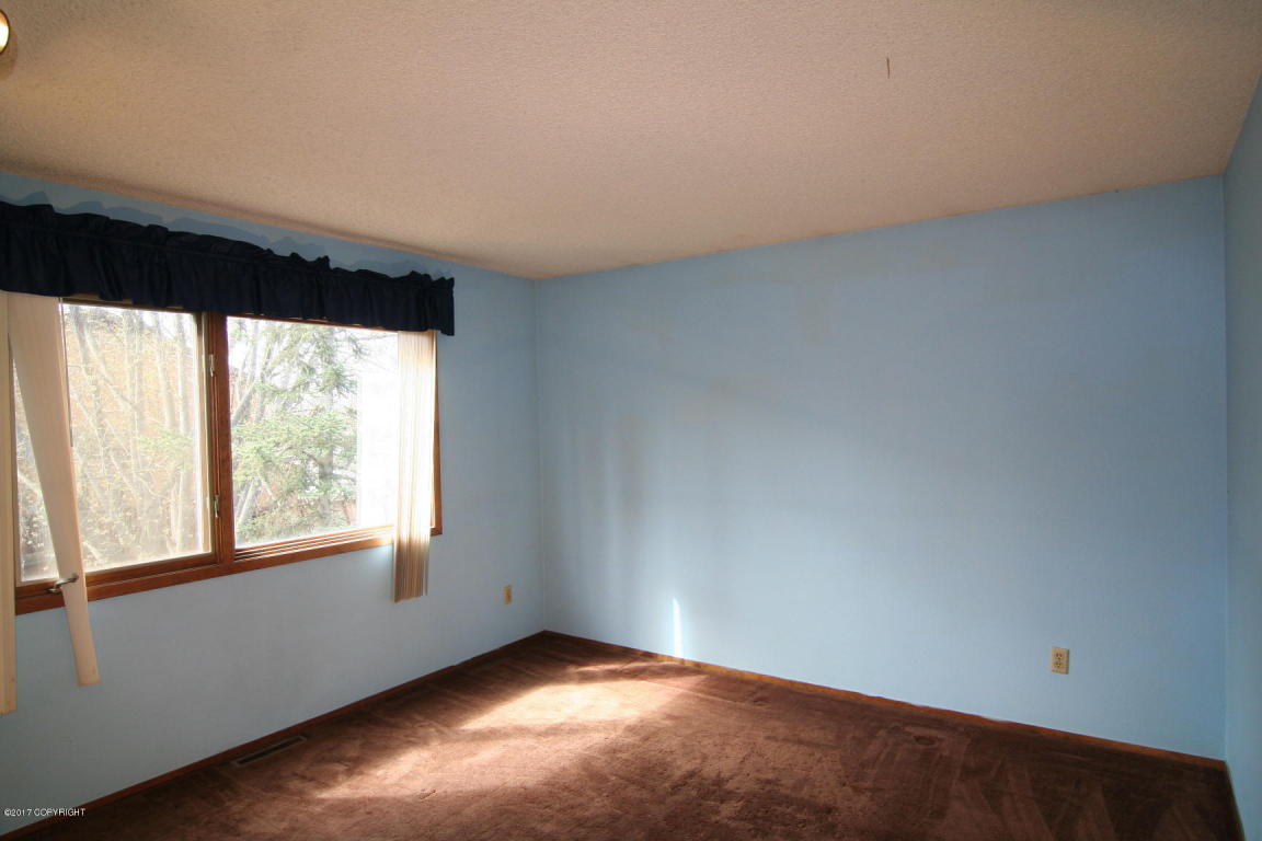 3269 Wiley Post Loop, Anchorage, AK 99501 photo 17