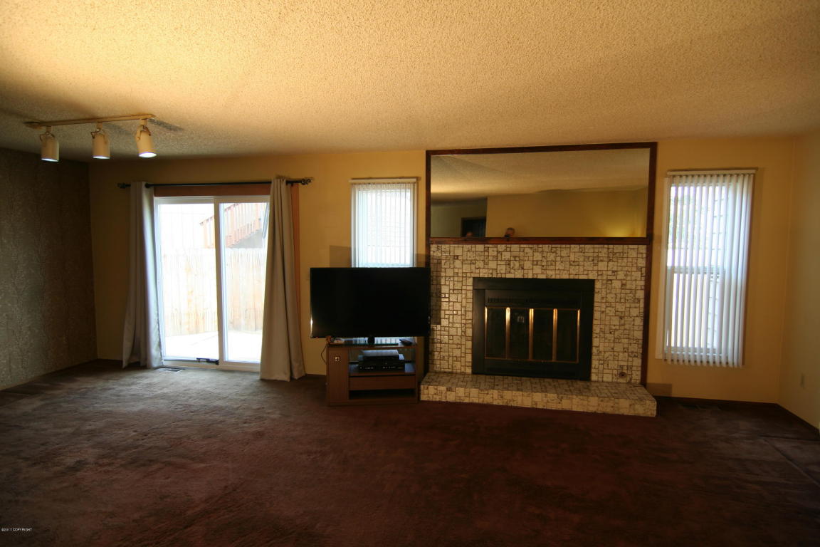 3269 Wiley Post Loop, Anchorage, AK 99501 photo 6
