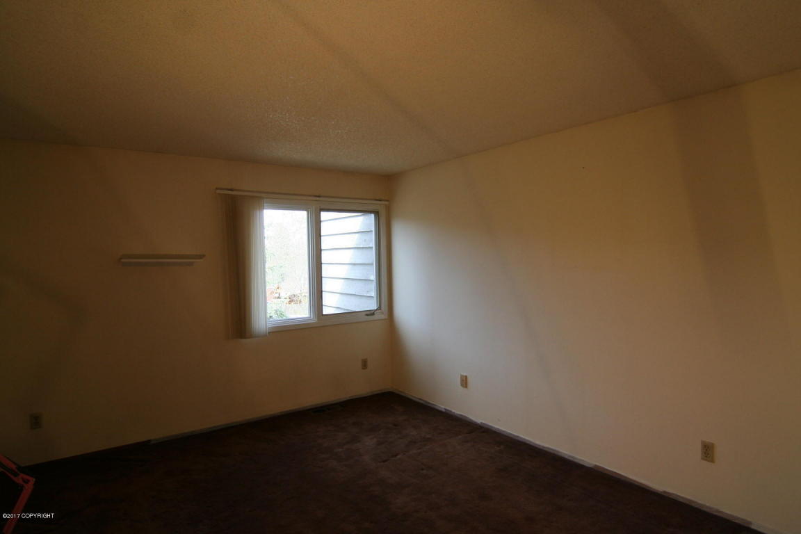 3269 Wiley Post Loop, Anchorage, AK 99501 photo 19