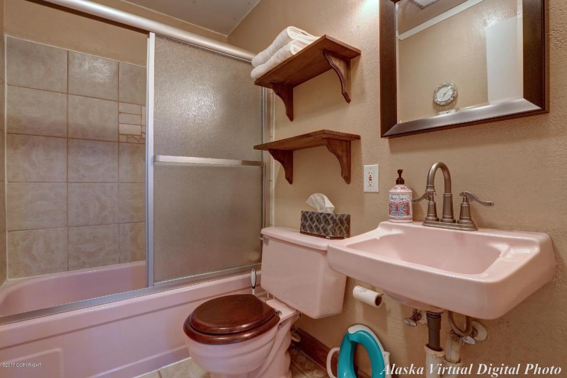517 E 73rd Ave, Anchorage, AK 99518 photo 24