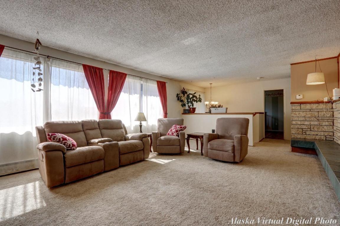 517 E 73rd Ave, Anchorage, AK 99518 photo 1