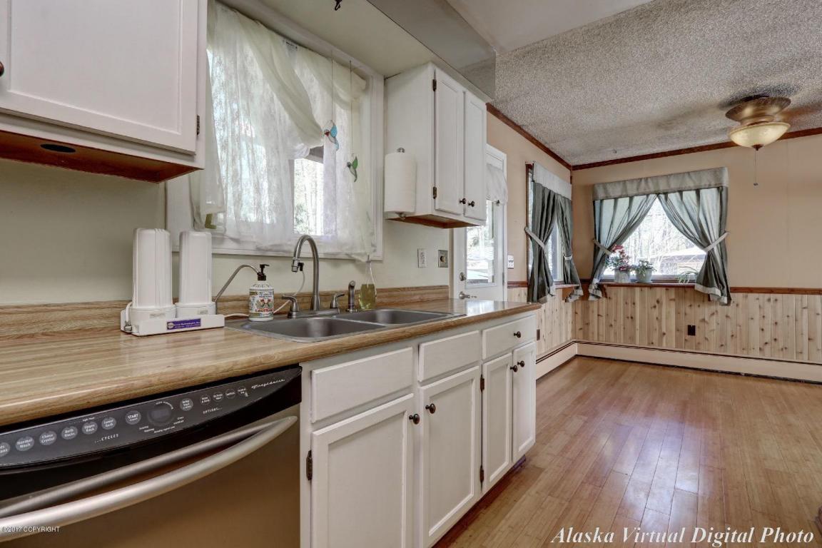517 E 73rd Ave, Anchorage, AK 99518 photo 10