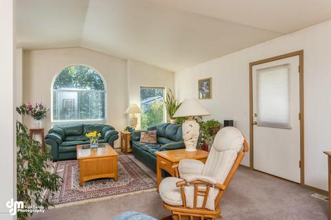 6635 Desiree Loop, Anchorage, AK 99507 photo 3