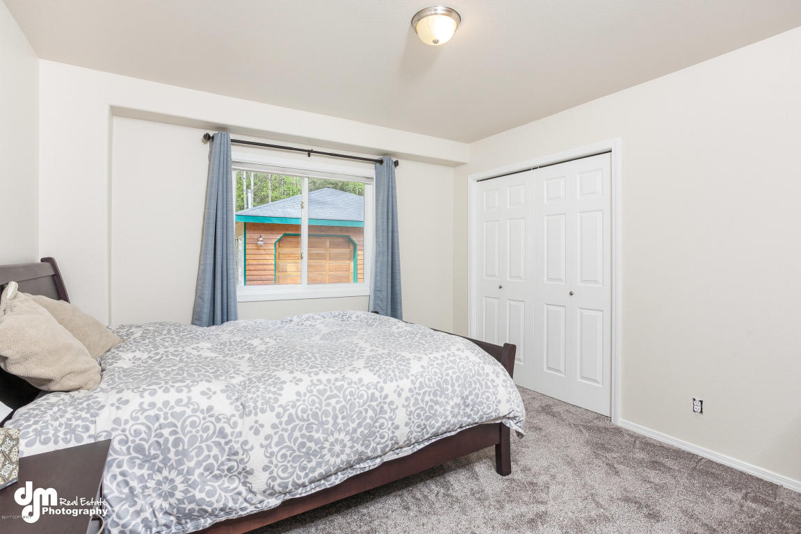 11018 Kaskanak Dr, Eagle River, AK 99577 photo 27