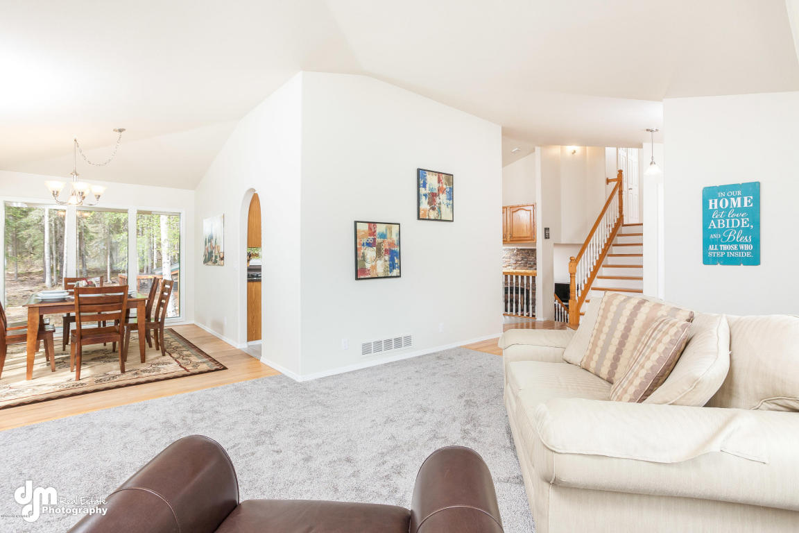 11018 Kaskanak Dr, Eagle River, AK 99577 photo 7