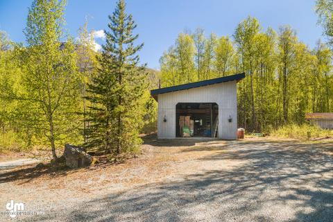 20344 Chugach Park Dr, Chugiak, AK 99567 photo 2