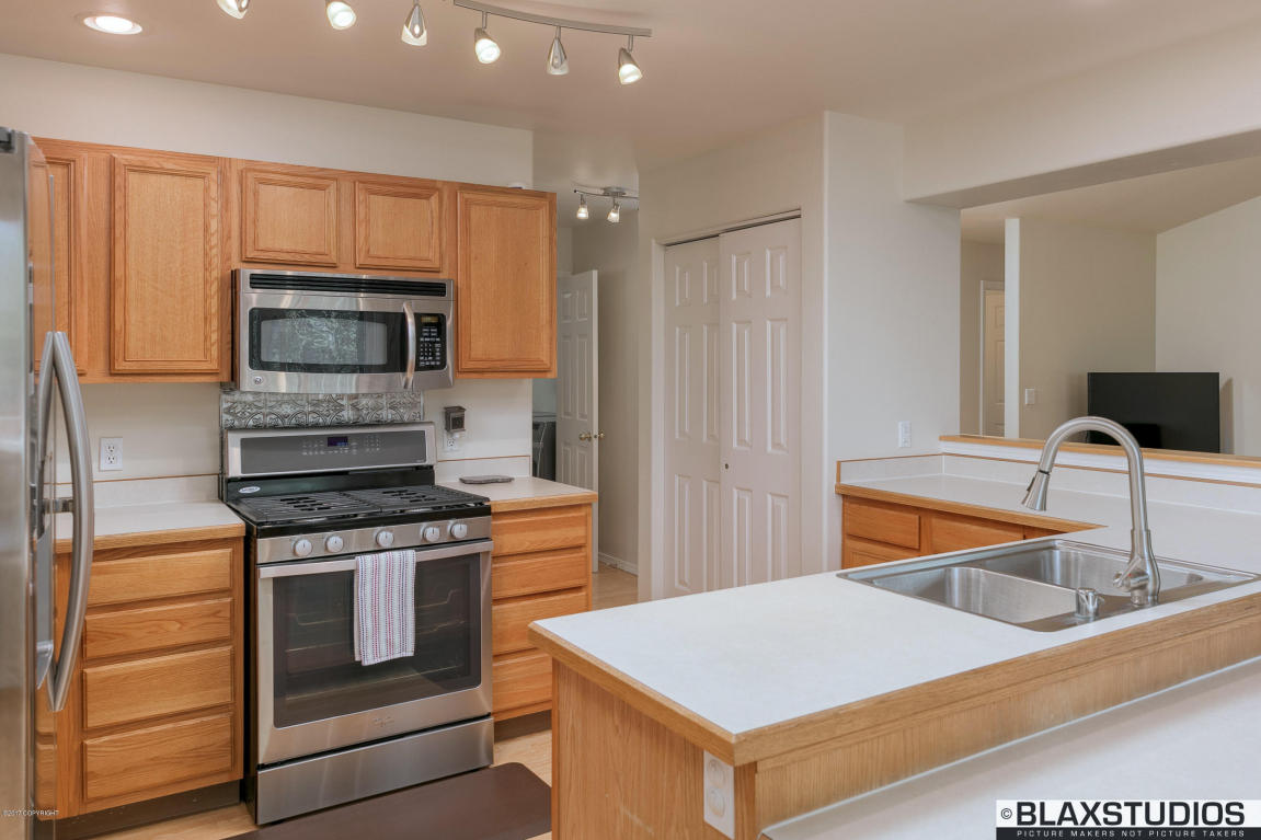 11200 Borealis St, Eagle River, AK 99577 photo 12