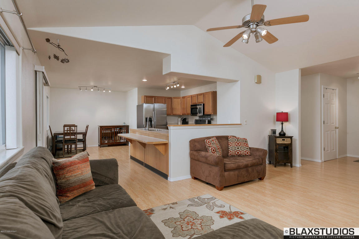 11200 Borealis St, Eagle River, AK 99577 photo 8