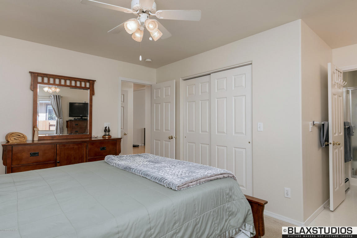 11200 Borealis St, Eagle River, AK 99577 photo 15