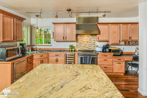 14200 Harold Loop, Eagle River, AK 99577 photo 18
