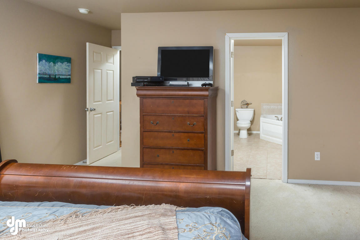 11701 Galloway Loop # 1, Eagle River, AK 99577 photo 13