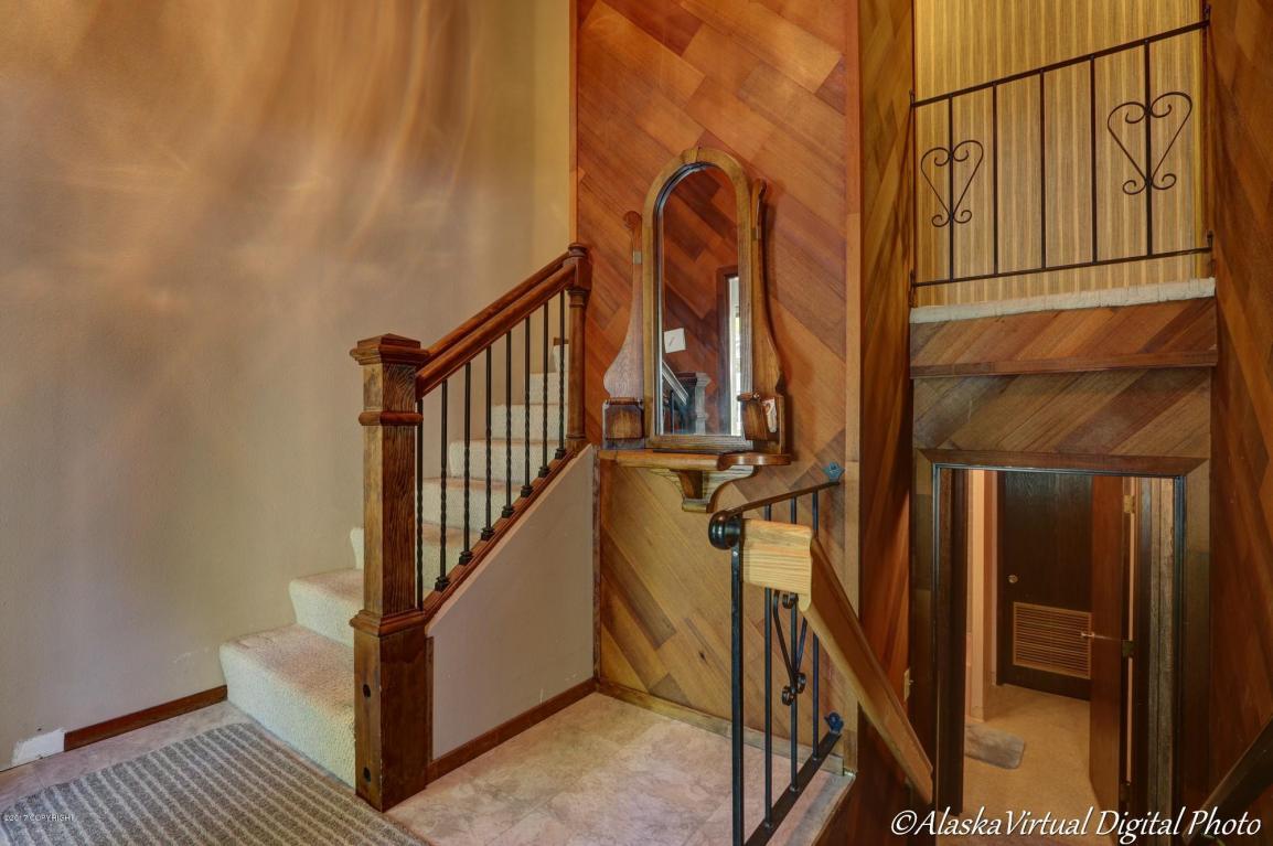 718 Oceanview Dr, Anchorage, AK 99515 photo 17