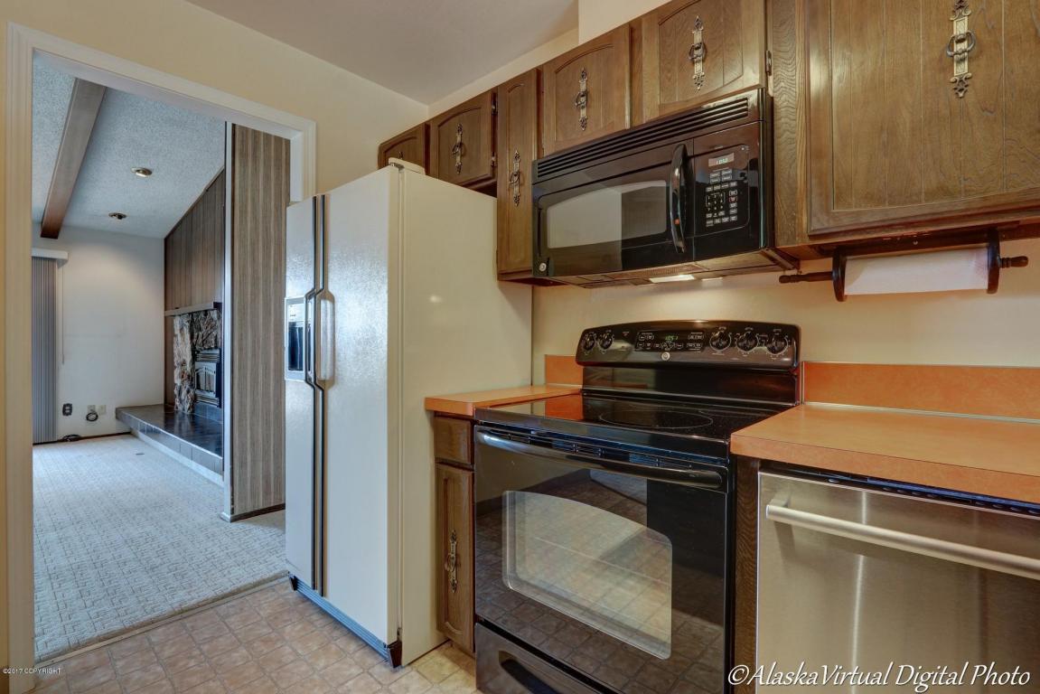 718 Oceanview Dr, Anchorage, AK 99515 photo 10
