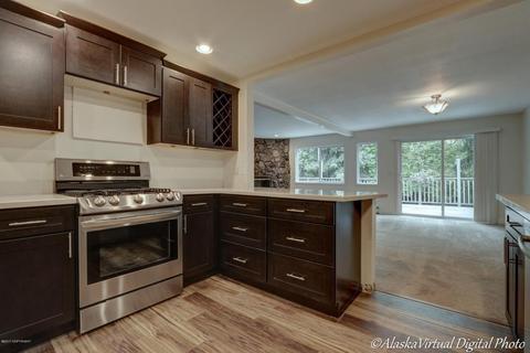 655 Highlander Cir, Anchorage, AK 99518 photo 9