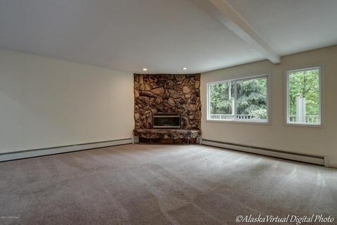 655 Highlander Cir, Anchorage, AK 99518 photo 13
