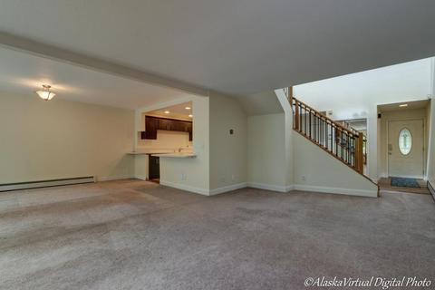 655 Highlander Cir, Anchorage, AK 99518 photo 11