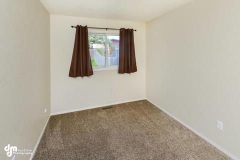 4237 Cosmos Dr, Anchorage, AK 99517 photo 14