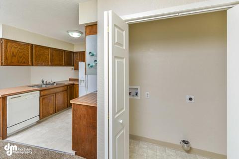 4237 Cosmos Dr, Anchorage, AK 99517 photo 10