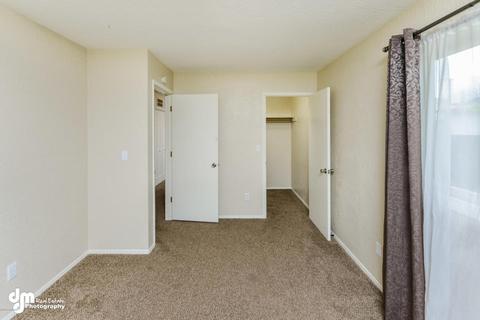4237 Cosmos Dr, Anchorage, AK 99517 photo 13