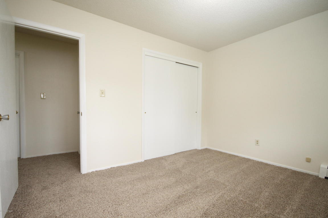 6105 E 22nd Ave, Anchorage, AK 99504 photo 11