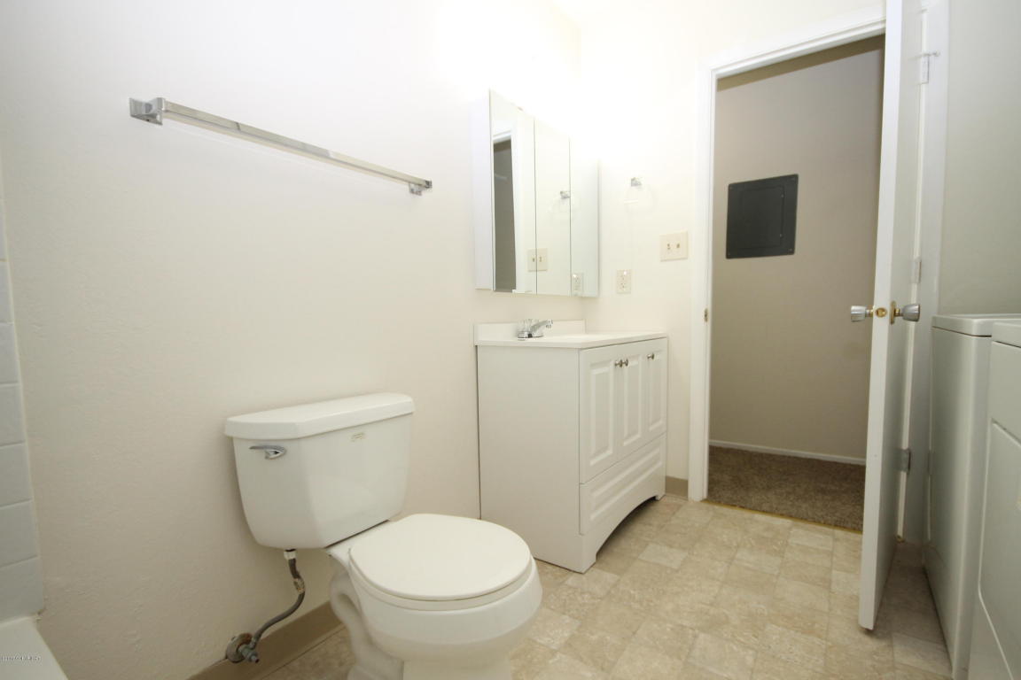6105 E 22nd Ave, Anchorage, AK 99504 photo 13