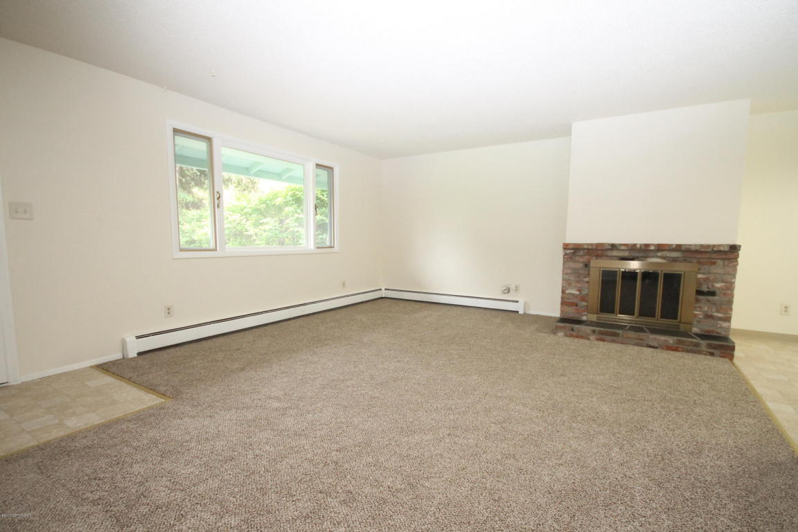 6105 E 22nd Ave, Anchorage, AK 99504 photo 6
