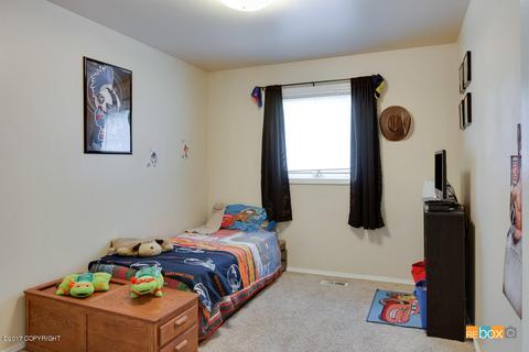 460 Peppertree Loop, Anchorage, AK 99504 photo 3