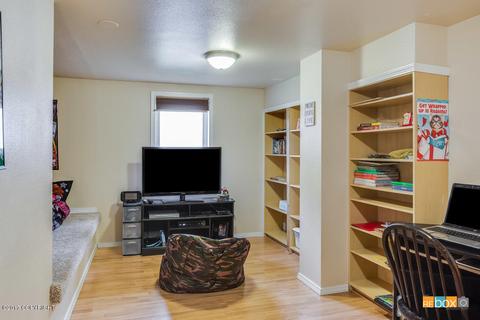 460 Peppertree Loop, Anchorage, AK 99504 photo 15